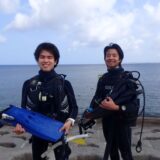 沖縄本島中部牧港ビーチでPADIオープンウォーター講習！
